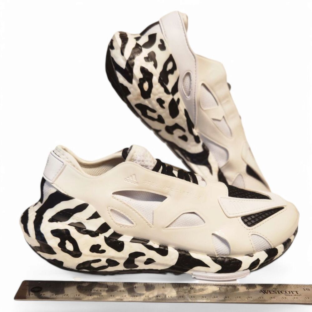 Adidas x Stella McCartney UltraBoost 22 Zebra 2022 - GY4410 Women's US 7.5